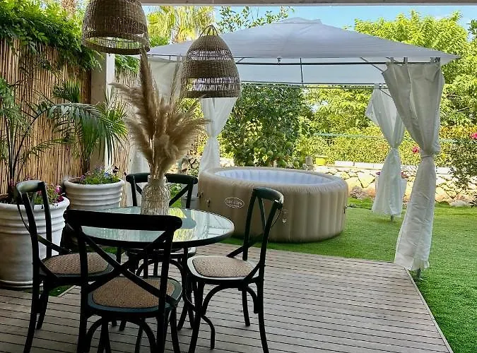 Habostan Ceasarea, הבוסתן בקיסריה